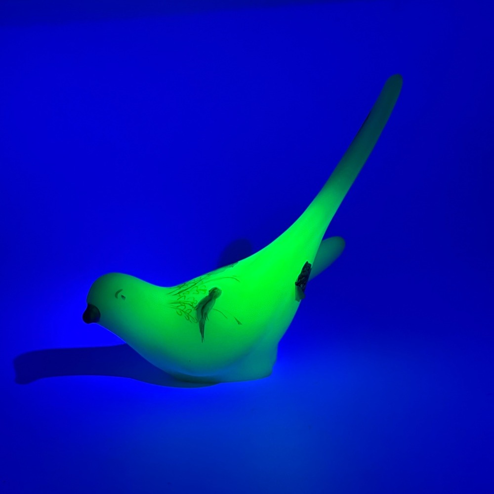 Fenton Custard Uranium Glass Bird Figurine Hand Painted M Lemon Glows UV